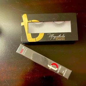 Tori Belle Magnetic Lashes - style 9-5 w/ black eyeliner